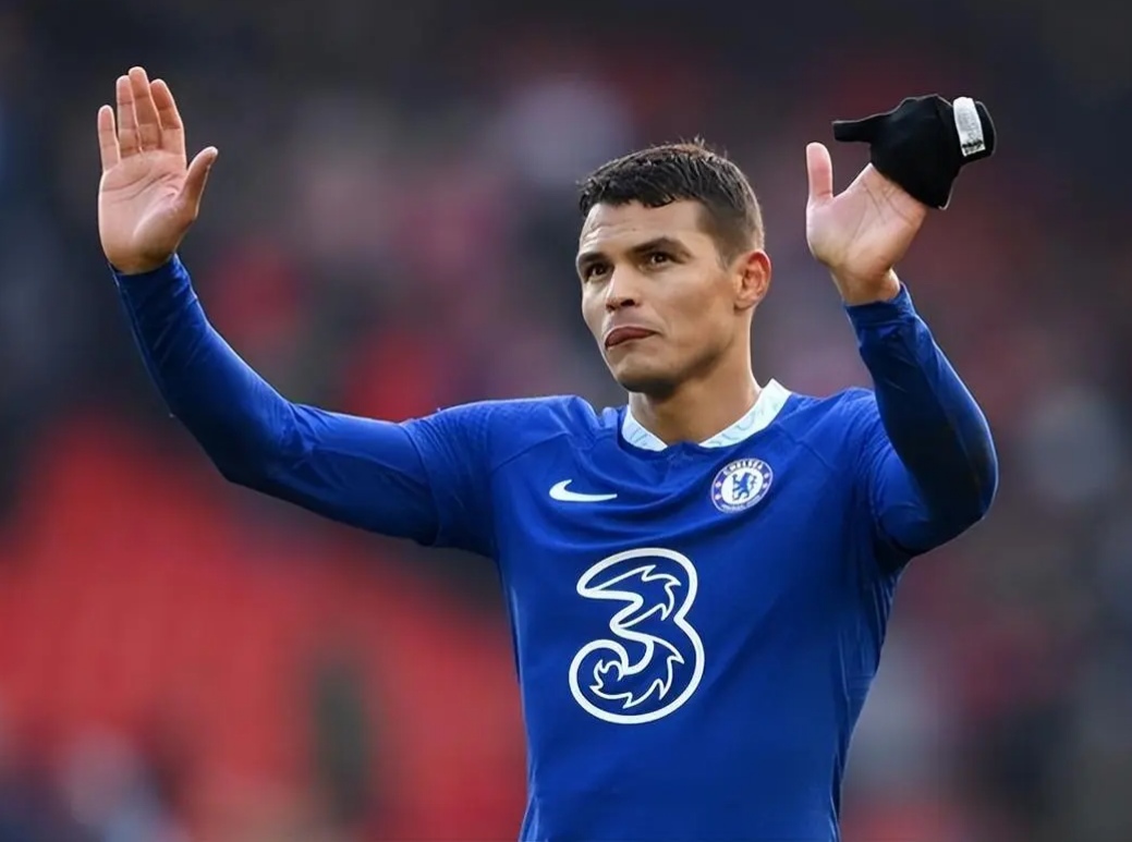 米兰体育- 世俱杯官宣日走向成谜，柏林联合伤情更新，媒体盛赞，球队文化被再次提及