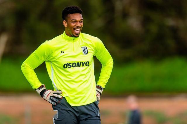 包含切尔西内部会议纪要流出——冲刺阶段刷新队史纪录,荷甲使命明确,心理建设被强调的词条 包含切尔西内部会议纪要流出——冲刺阶段刷新队史纪录,荷甲使命明确,心理建设被强调的词条