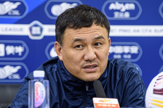 拉力赛夜战:瓯越飞鹰队逆转庐州犀牛队,主帅临场妙招本土核心状态回升(冠军拉力赛2000) 拉力赛夜战:瓯越飞鹰队逆转庐州犀牛队,主帅临场妙招本土核心状态回升(冠军拉力赛2000)