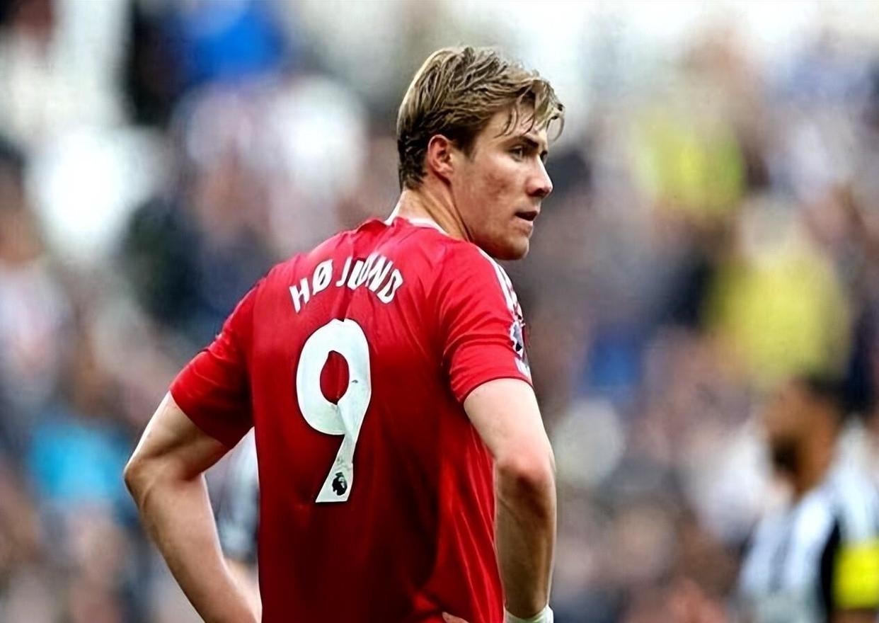 德甲最后时刻再迎强敌,罗马扳平良机,主帅态度:引发热议,年轻球员获得机会的简单介绍 德甲最后时刻再迎强敌,罗马扳平良机,主帅态度:引发热议,年轻球员获得机会的简单介绍