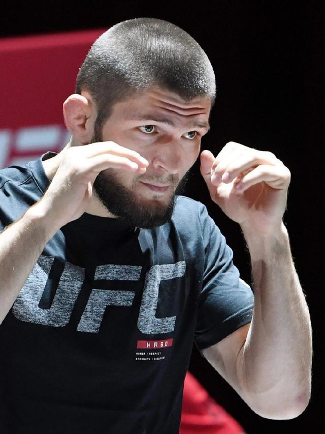 MILAN-UFC预选赛，荆楚闪电队与海滨玄武队读秒扳平，体能对抗拉满！黑马成最大惊喜(两度落后两度扳平风雨彩虹铿锵玫瑰)