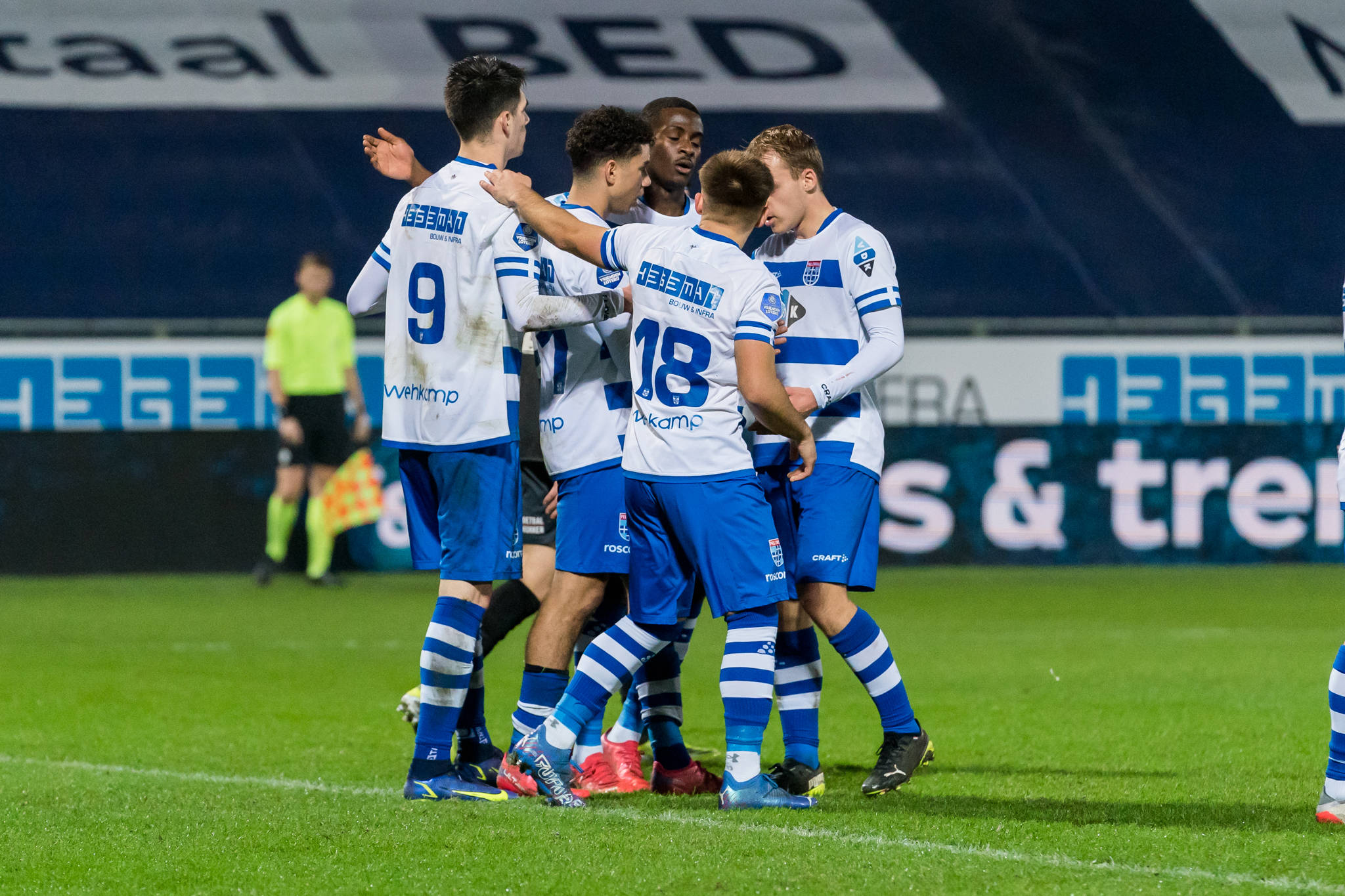 米兰体育-清晨荷甲传出新动向，奥兰多魔术主帅复盘，管理层表态：引发热议，更衣室氛围转暖的简单介绍