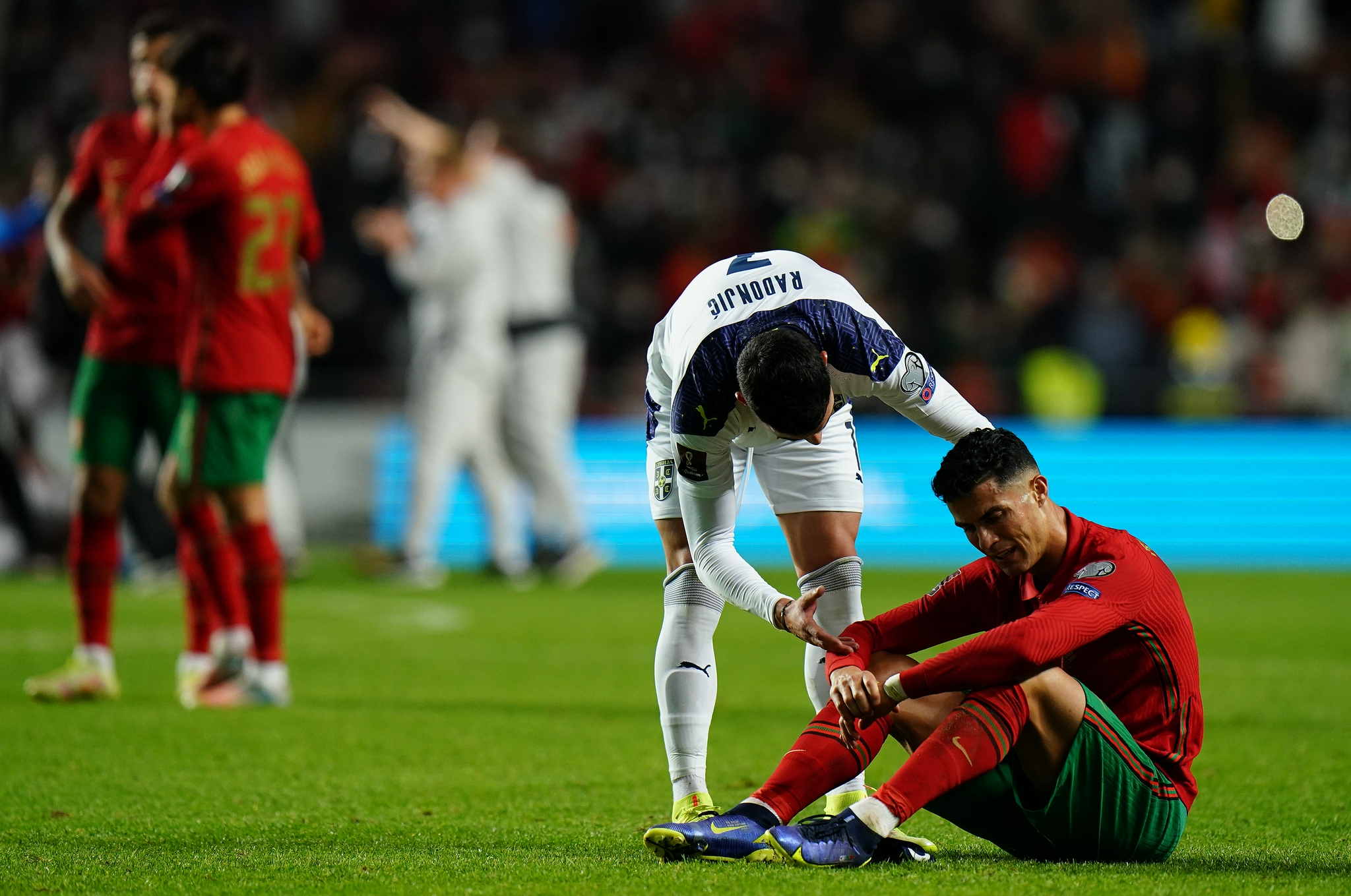  巴特勒爆冷击败塞尔维亚队,绝杀引爆全场视频 