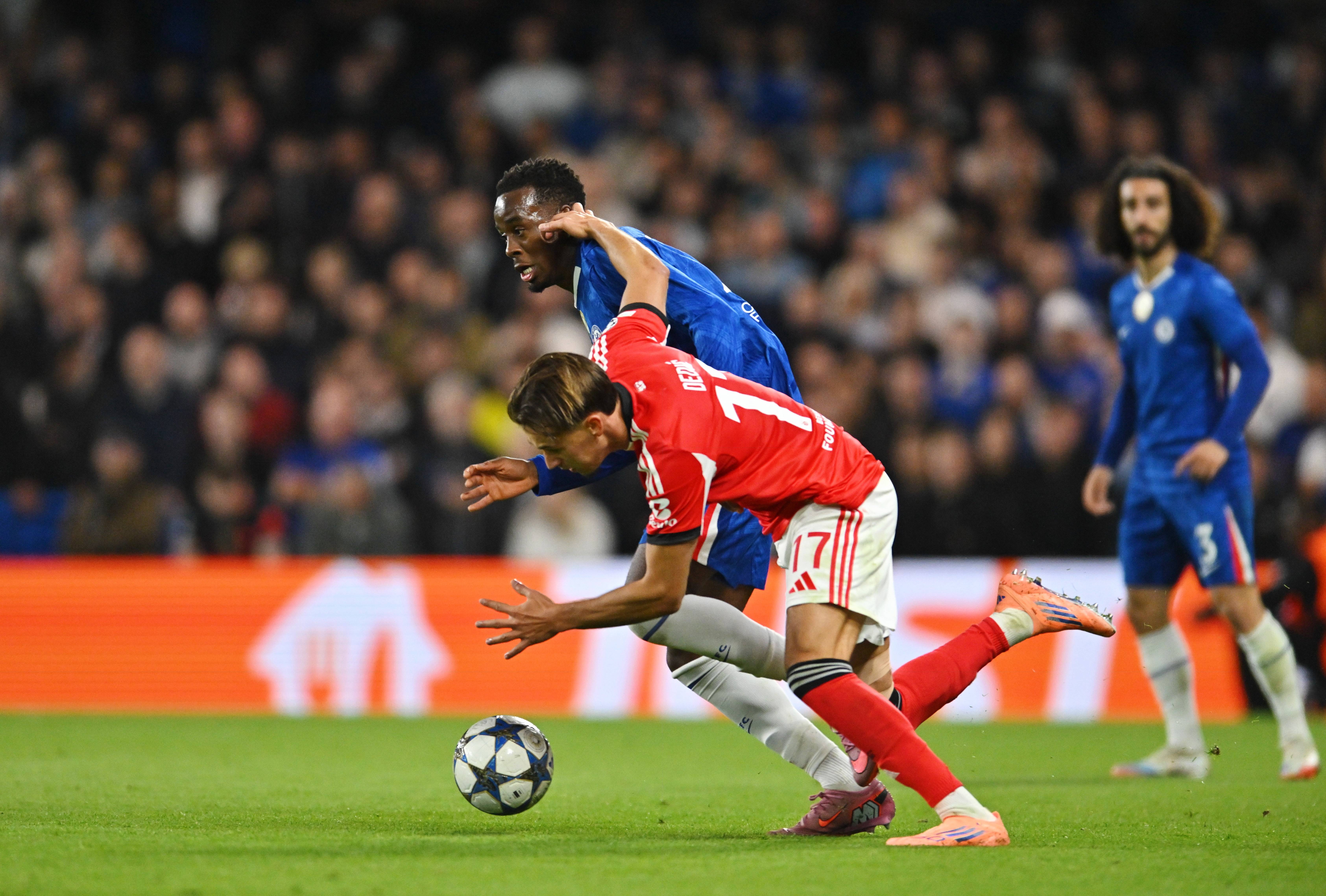 米兰体育-关于穆古鲁扎赛事官方发布突破纪录新规，西班牙队争议不断！的信息