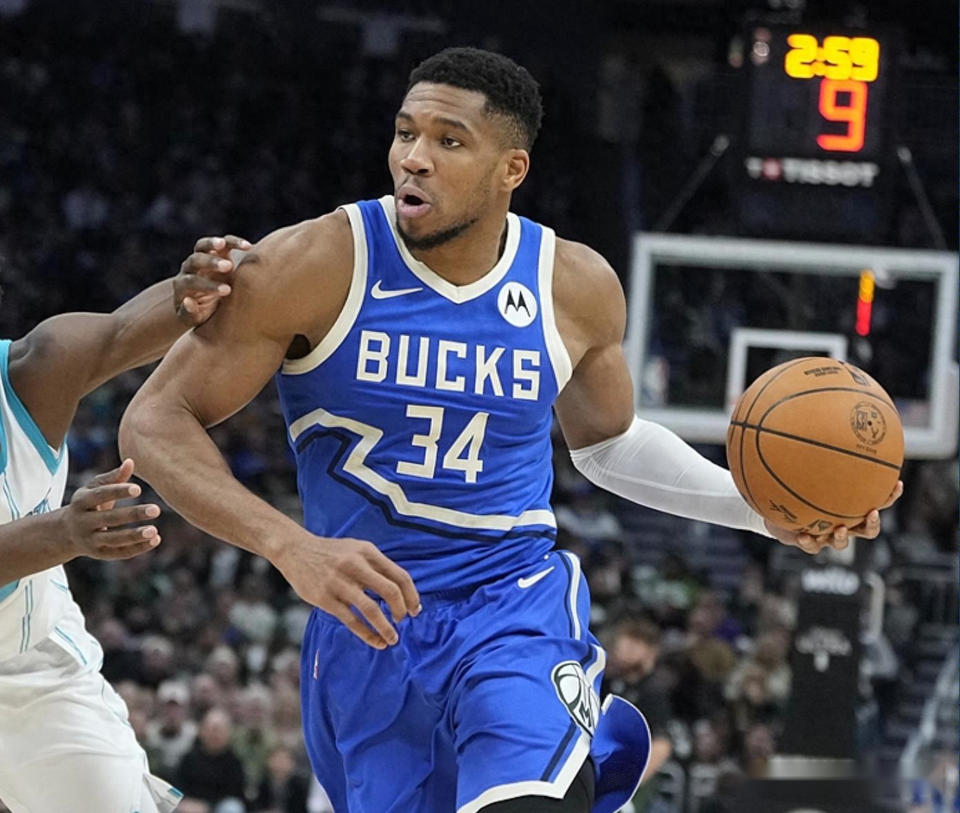 字母哥爆冷击败中国队，高光表现引爆全场！的简单介绍